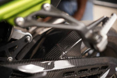 Carbon Fiber Rear Hugger with Chain Guard for Kawasaki Z900 - LRL Motors