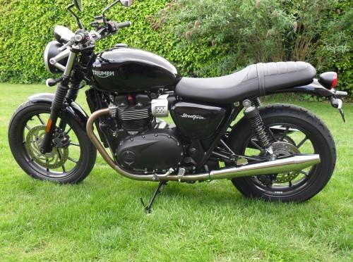 Norman Hyde TOGA Peashooter Exhausts for the Street Twin 900 - LRL Motors