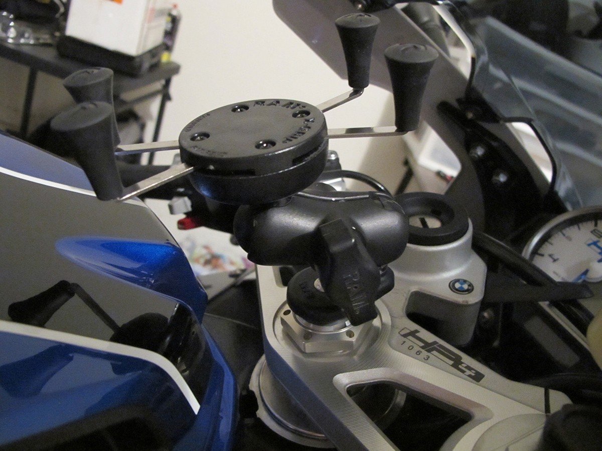 RAM Fork Stem Mount with Short Double Socket Arm & Universal RAM® X-Grip® Phone Cradle - LRL Motors