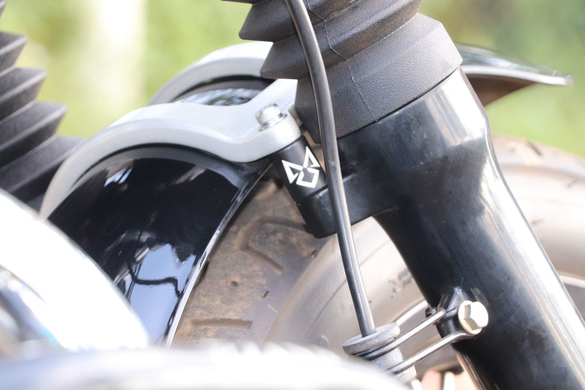 Royal Enfield Interceptor 650 Motocaan mud guard riser - LRL Motors