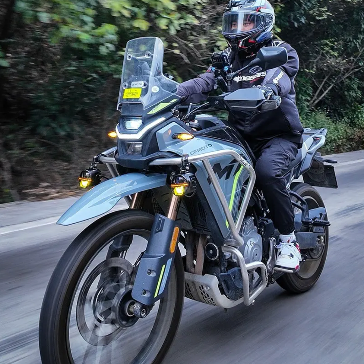 Future Eyes Model X80 – High-Performance Auxiliary Light (12,000 Lumens, Dual-Beam, IP67 Waterproof)