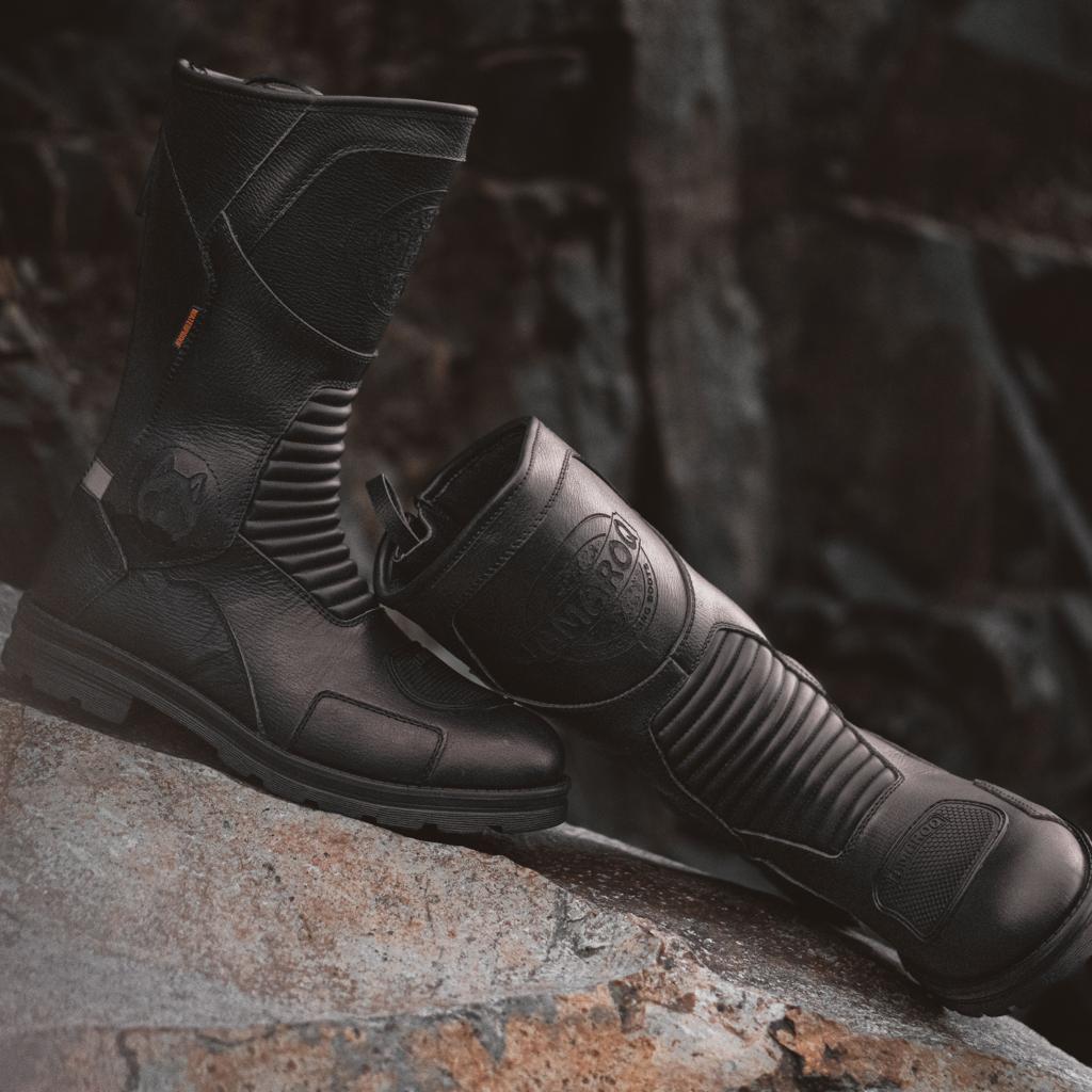 AMAROQ Valiant Full Size Boots