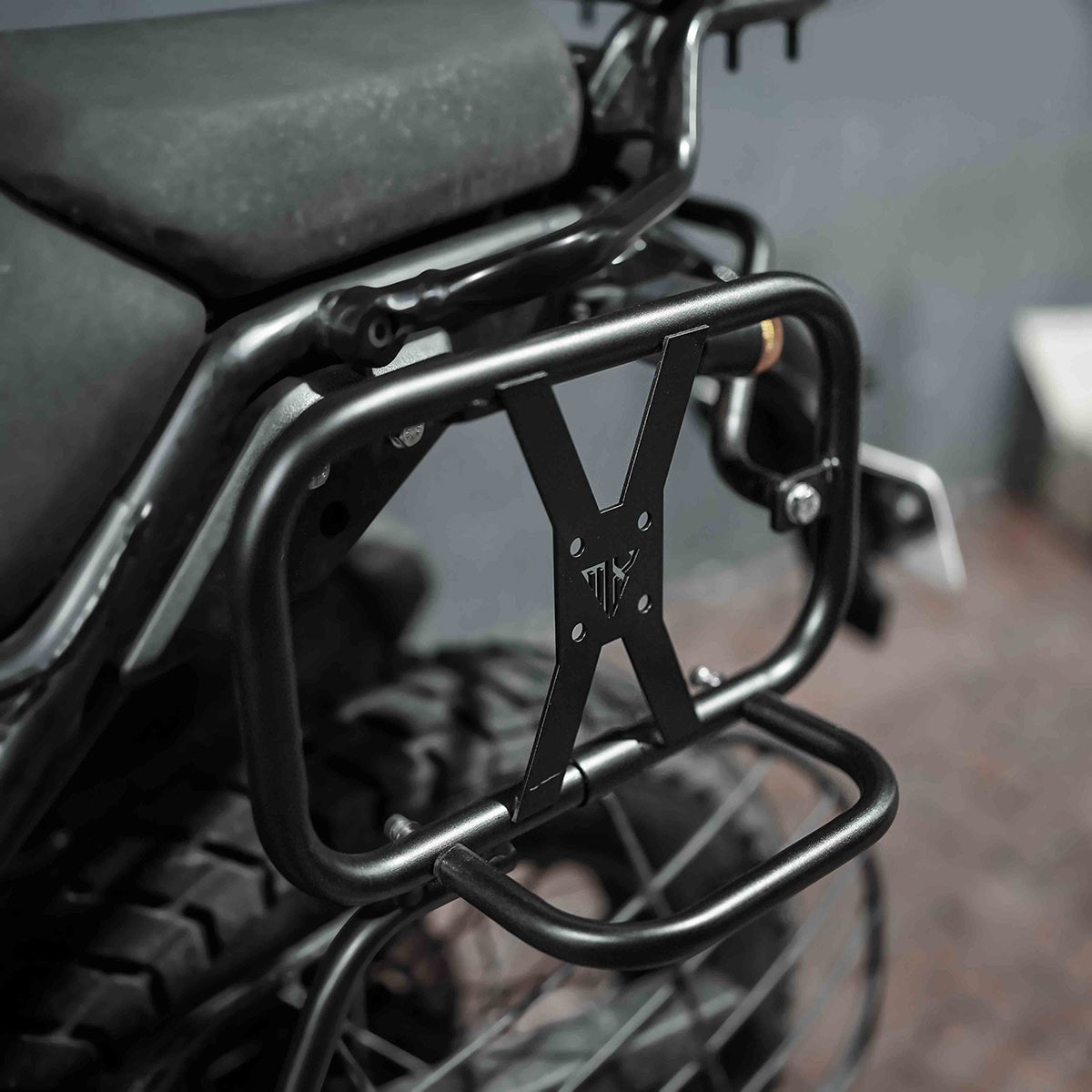 Royal Enfield Himalayan 411 BS4/BS6 - MOTO CRUX SADDLE STAY - LRL Motors