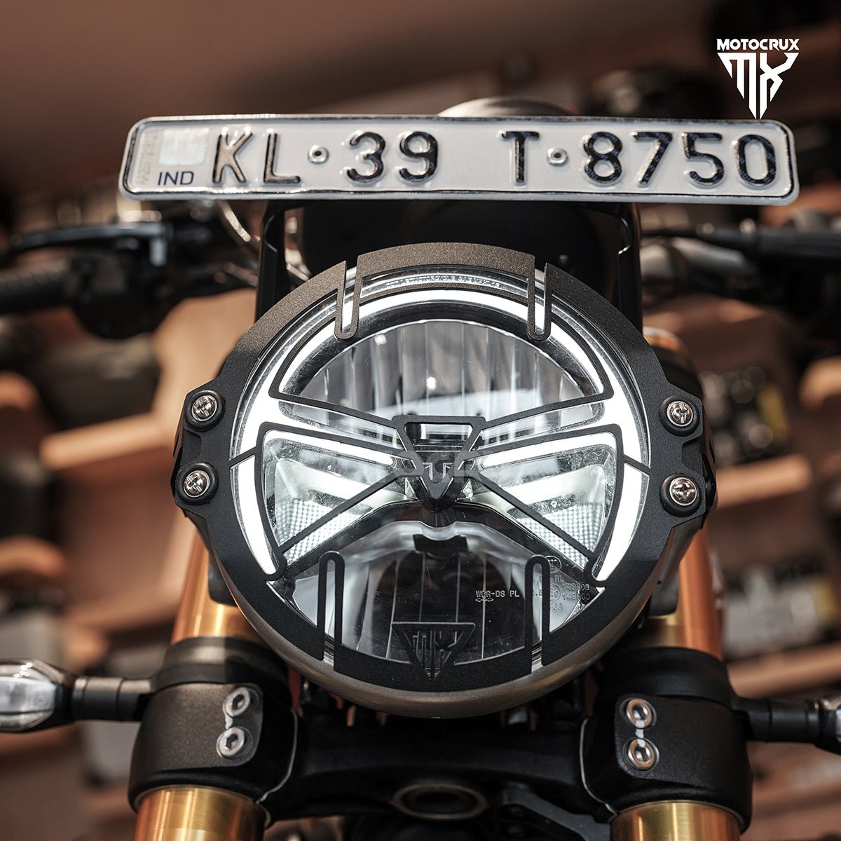 Triumph SPEED 400 - MOTO CRUX Light Lock Headlight Grill Set - LRL Motors