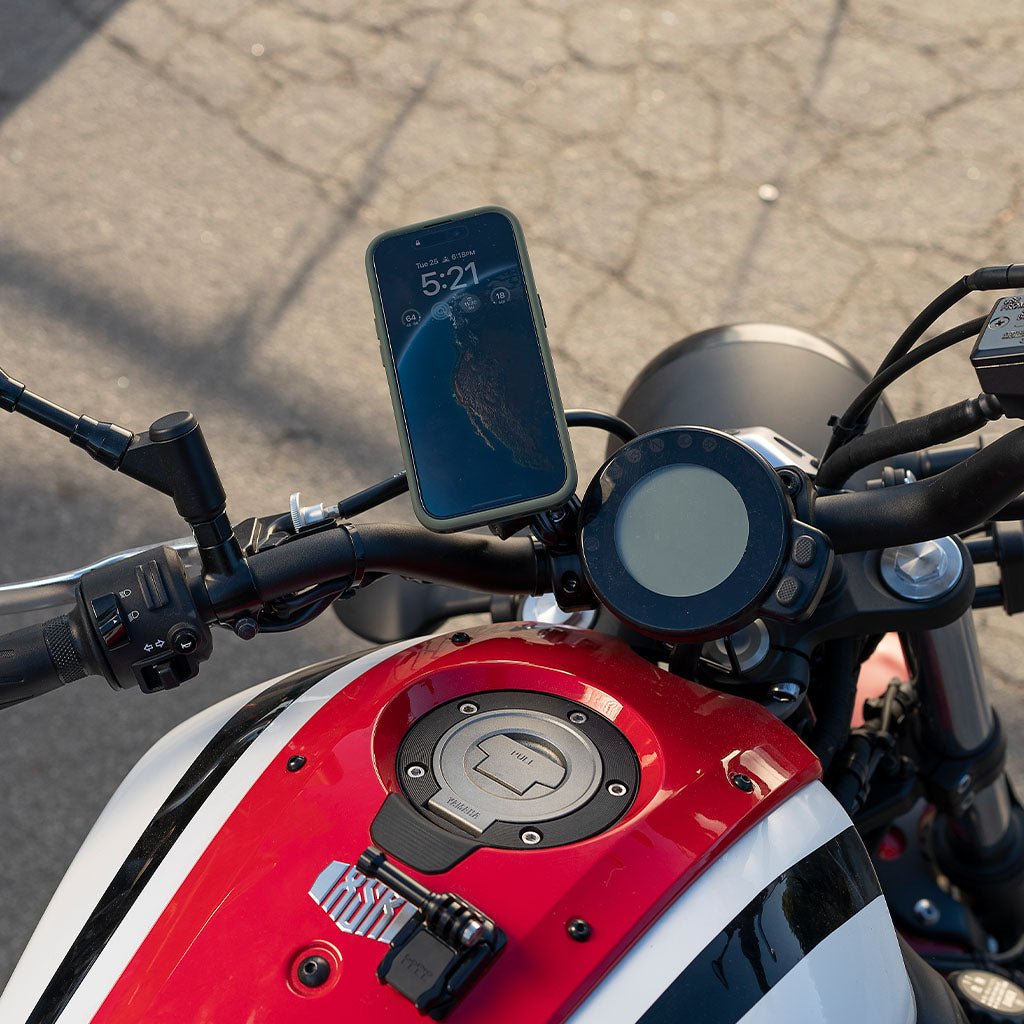 Everyday case by Peak Design - LRL Motors