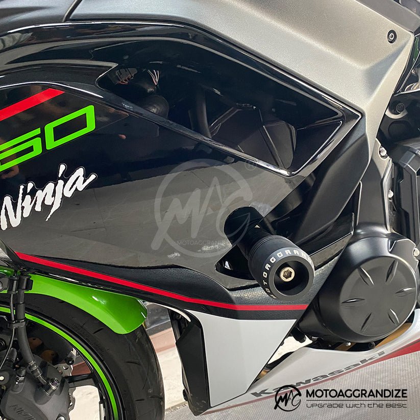 Kawasaki Ninja 650 and Z 650 Motoaggrandize Frame Sliders/Crash Protectors - LRL Motors