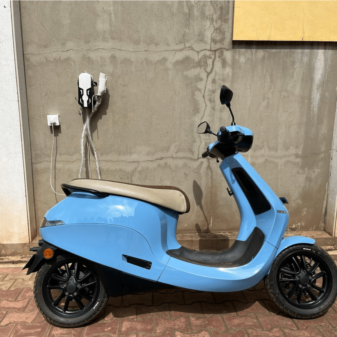 OLA Scooter Motocaan Charger Holder/ Wall mount, lock protection/Metal make Combo - LRL Motors