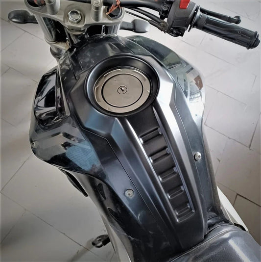 Yamaha FZ V2- TankTie Saiga parts - LRL Motors