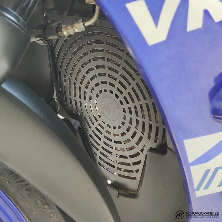 Yamaha r15 store v3 radiator guard