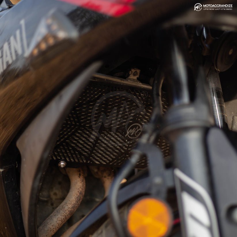Yamaha R3 Motoaggrandize Radiator guard – LRL Motors